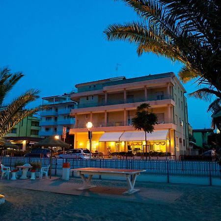 Albergo Villa Mauri Ρίμινι Εξωτερικό φωτογραφία